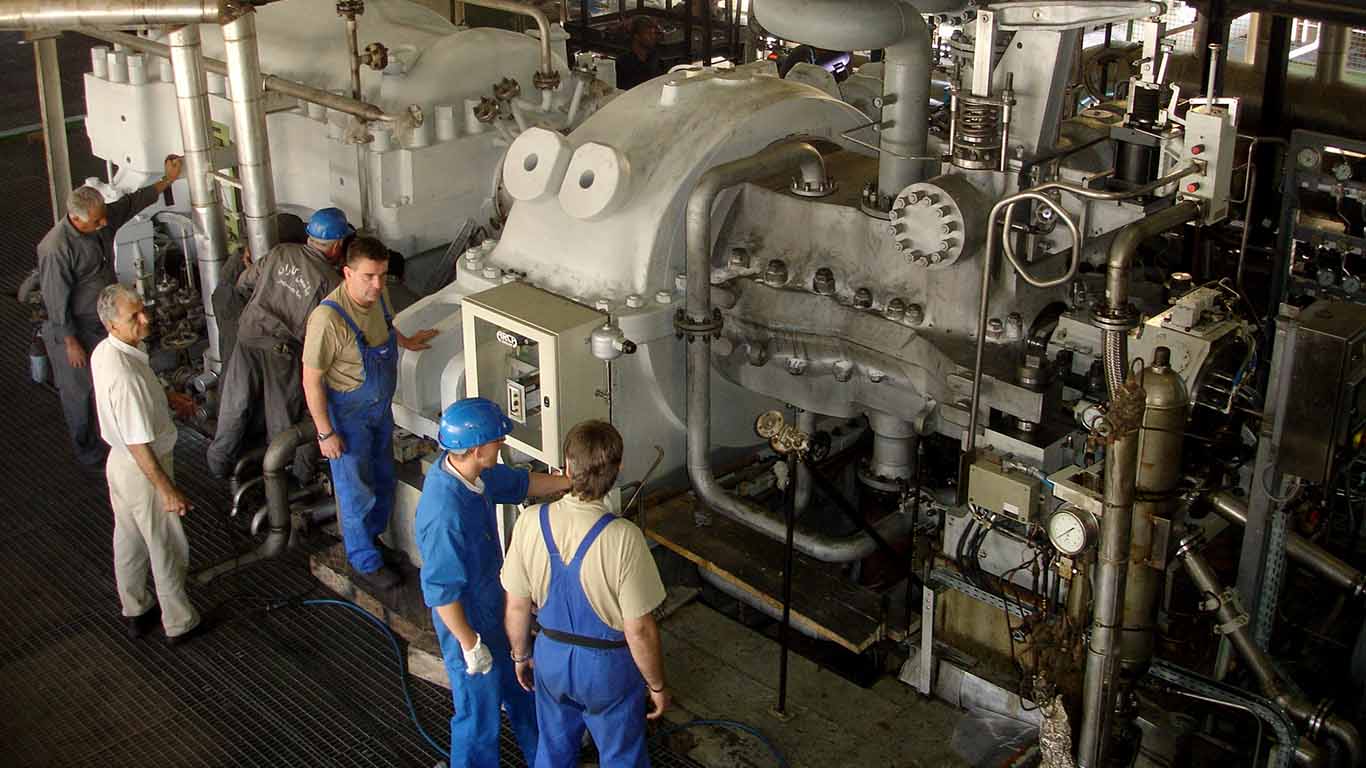 Commissioning and repair of turbines, compressors and diesel pumps